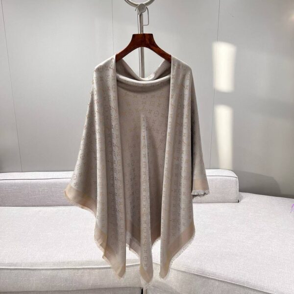 𝐋𝐨𝐮𝐢𝐬 𝐕𝐮𝐢𝐭𝐭𝐨𝐧  M75121