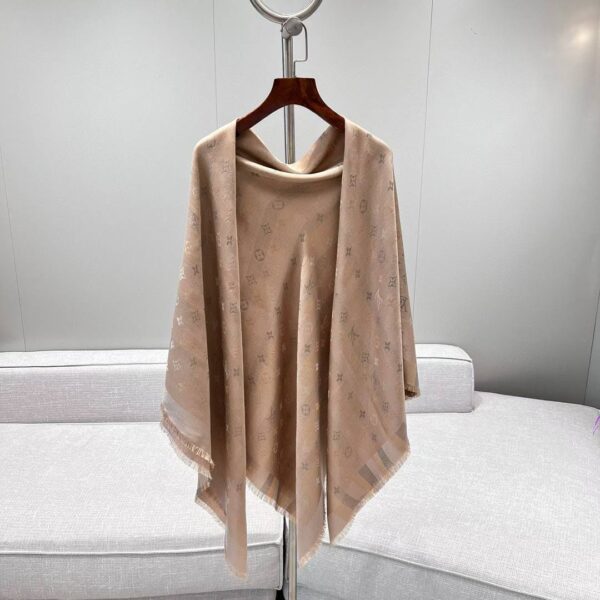 𝐋𝐨𝐮𝐢𝐬 𝐕𝐮𝐢𝐭𝐭𝐨𝐧  M76337