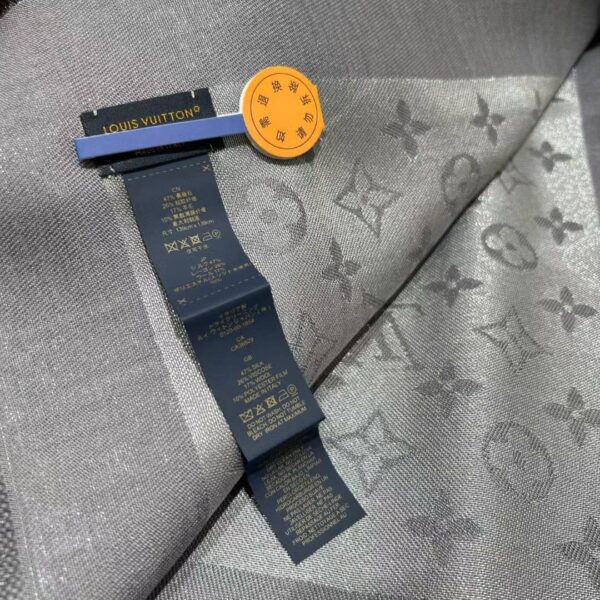 LOUIS VUITTON Scarf M75120