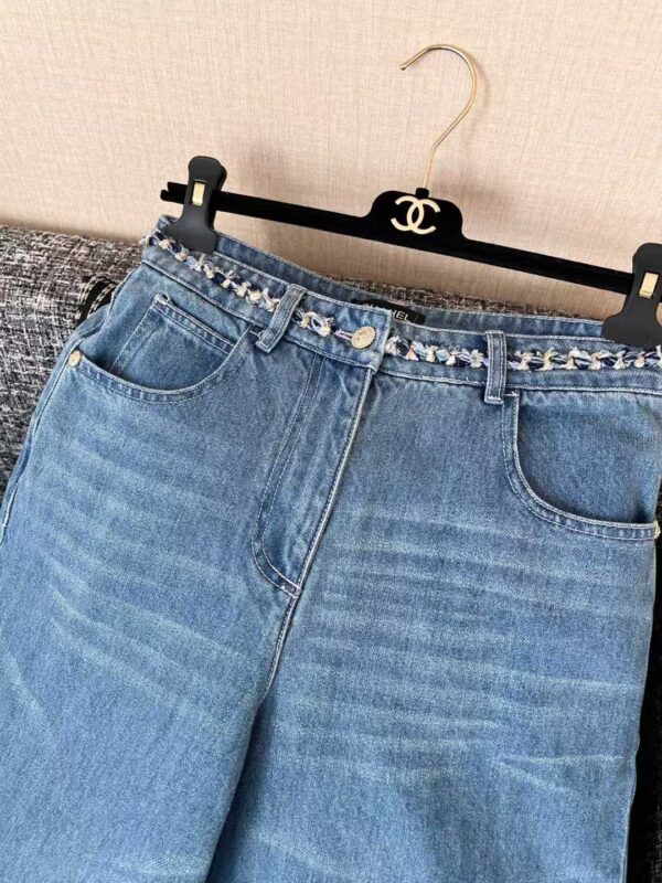 CHANEL Jeans