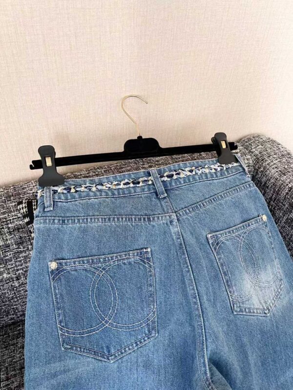 CHANEL Jeans