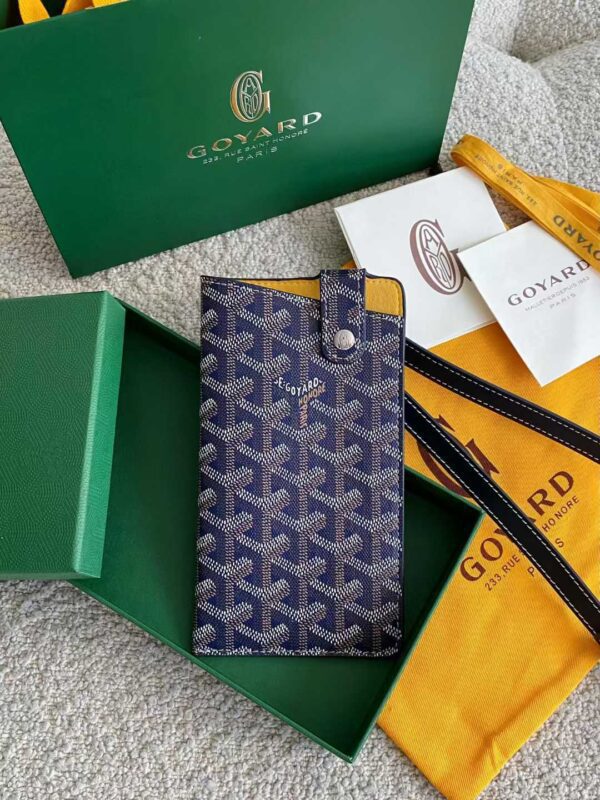 GOYARD Mobile bag