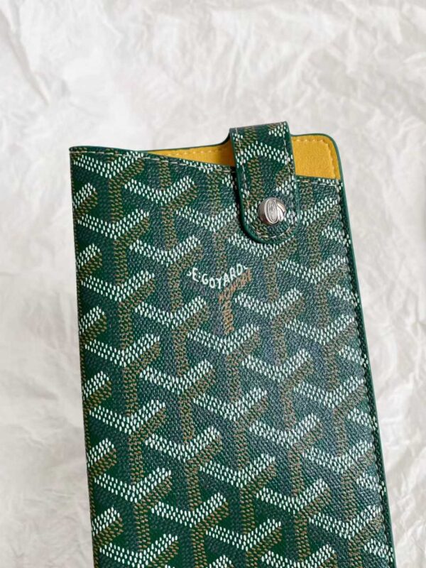 GOYARD Mobile bag