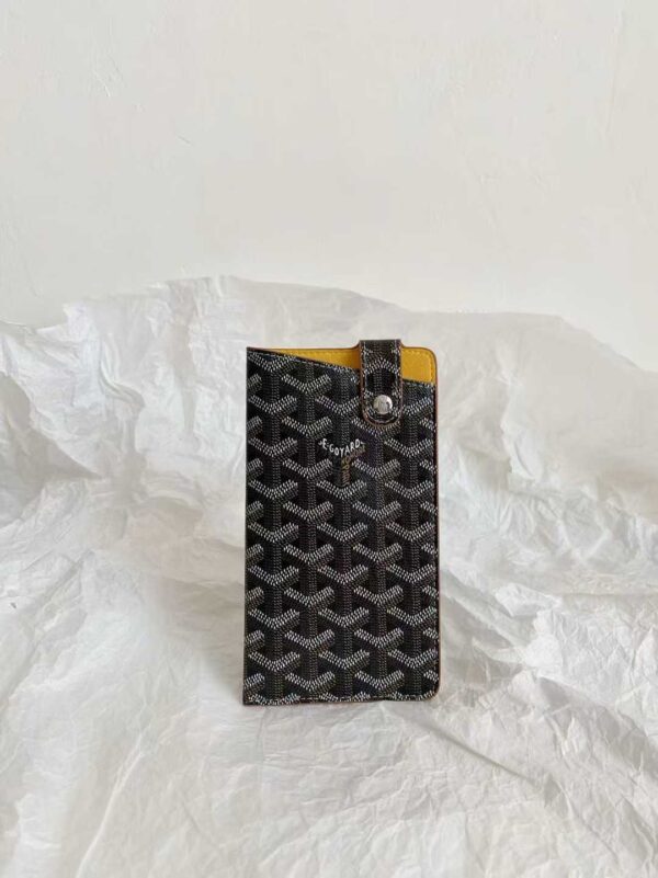 GOYARD Mobile bag