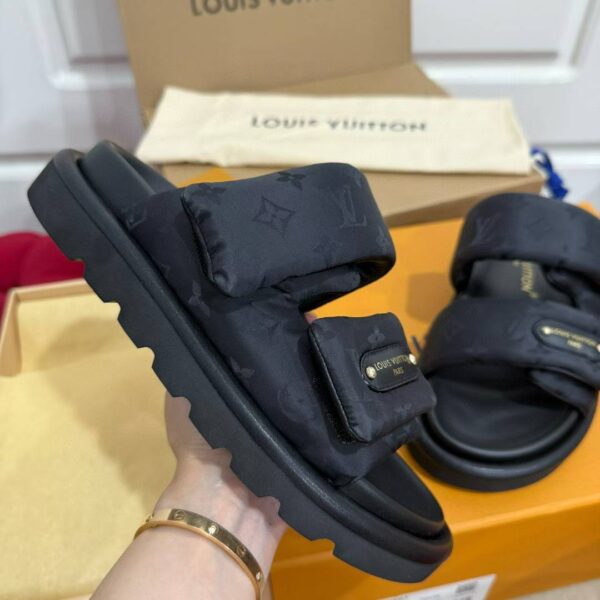 LV 2025 POLL Slippers