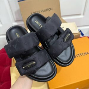 LV 2025 POLL Slippers