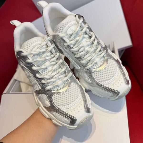 DIOR CHRONO Sneakers
