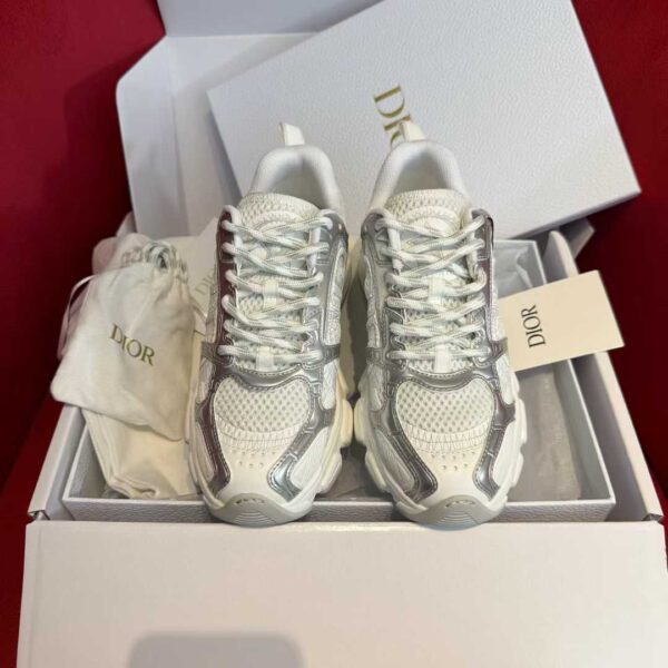 DIOR CHRONO Sneakers