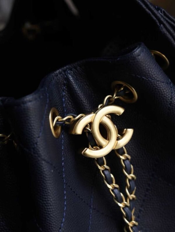CHANEL 25 Small Handbag