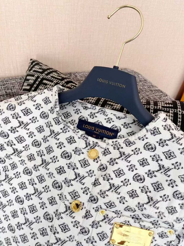 LOUIS VUITTON 25 New jacket