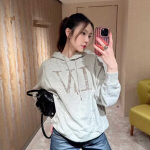 LOUIS VUITTON 25 New sweatshirt