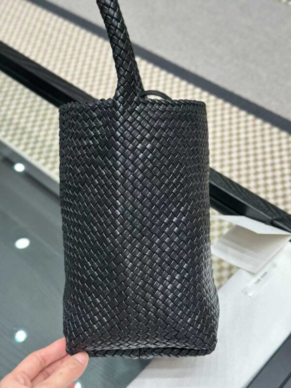 THE ROW   Weave tote bags