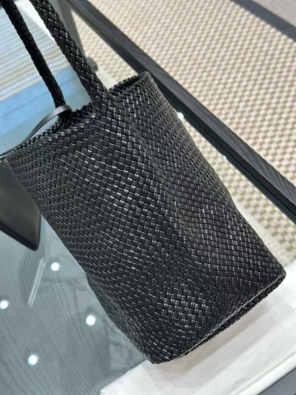 THE ROW   Weave tote bags