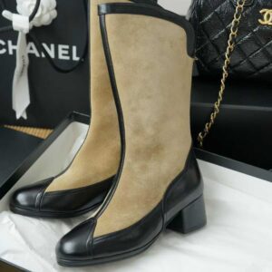 CHANEL New boots for autumn and winter