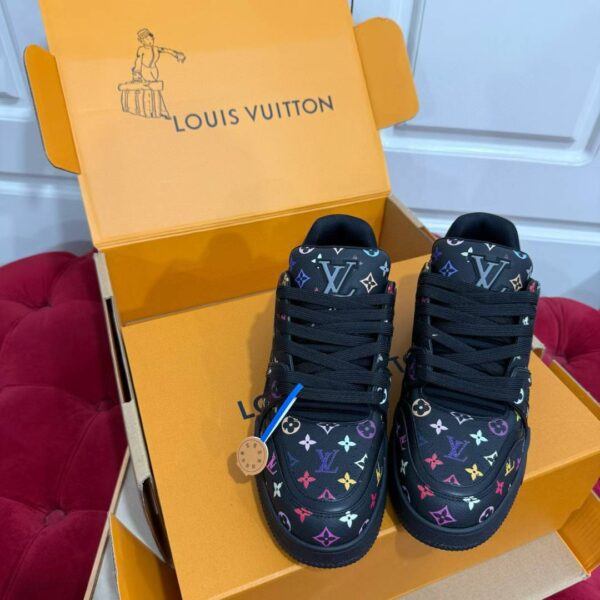 LV TRAINER Sneakers