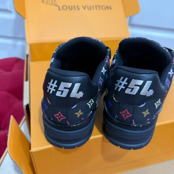 LV TRAINER Sneakers