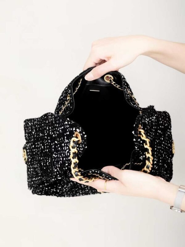 CHANEL 25 Small Handbag