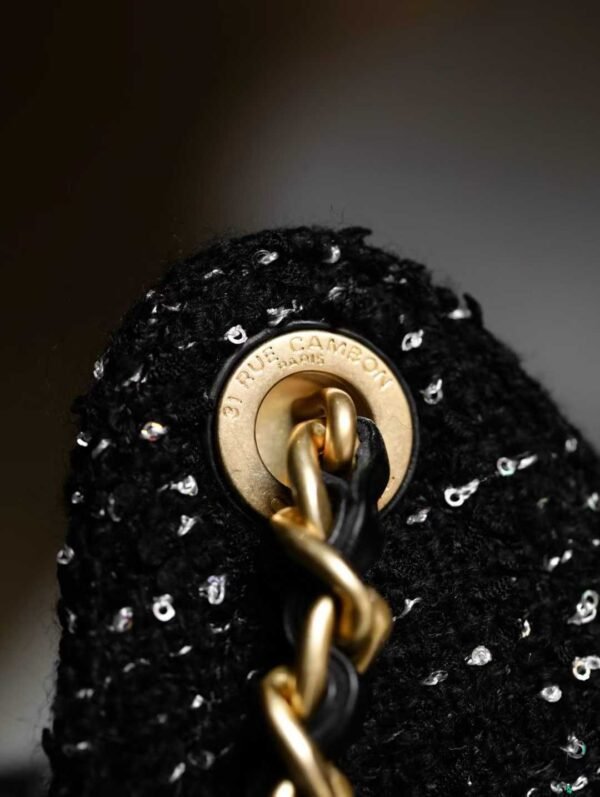 CHANEL 25 Small Handbag