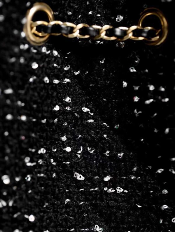 CHANEL 25 Small Handbag