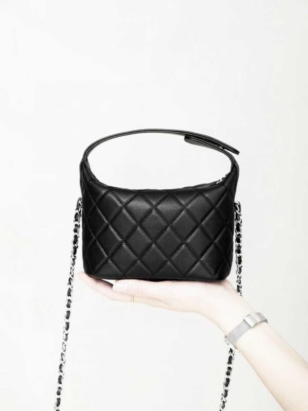 CHANEL 25B Clutch with chain