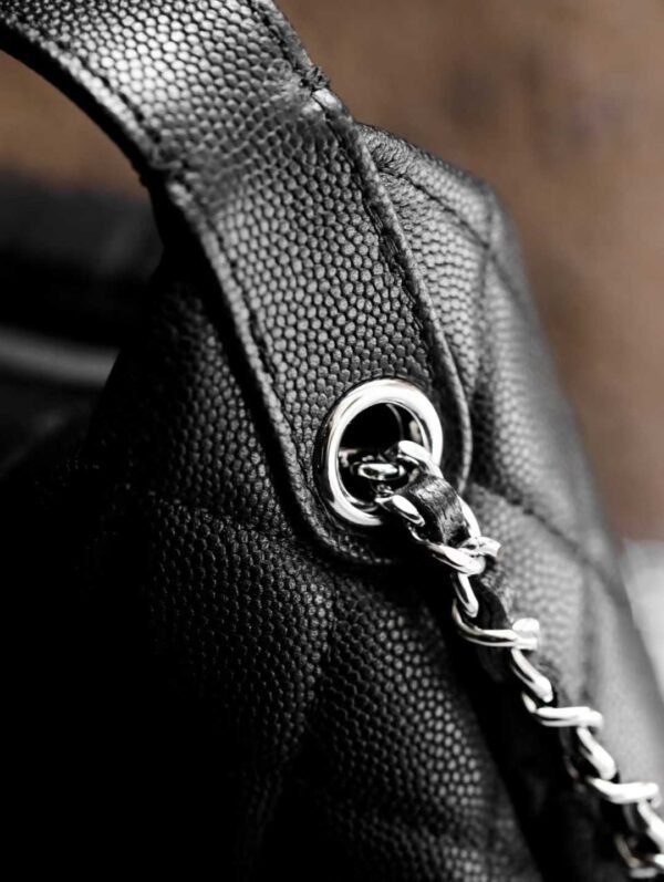 CHANEL 25B Clutch with chain