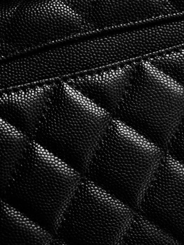 CHANEL 25B Clutch with chain