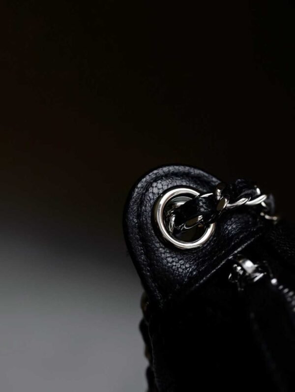 CHANEL 25B Clutch with chain
