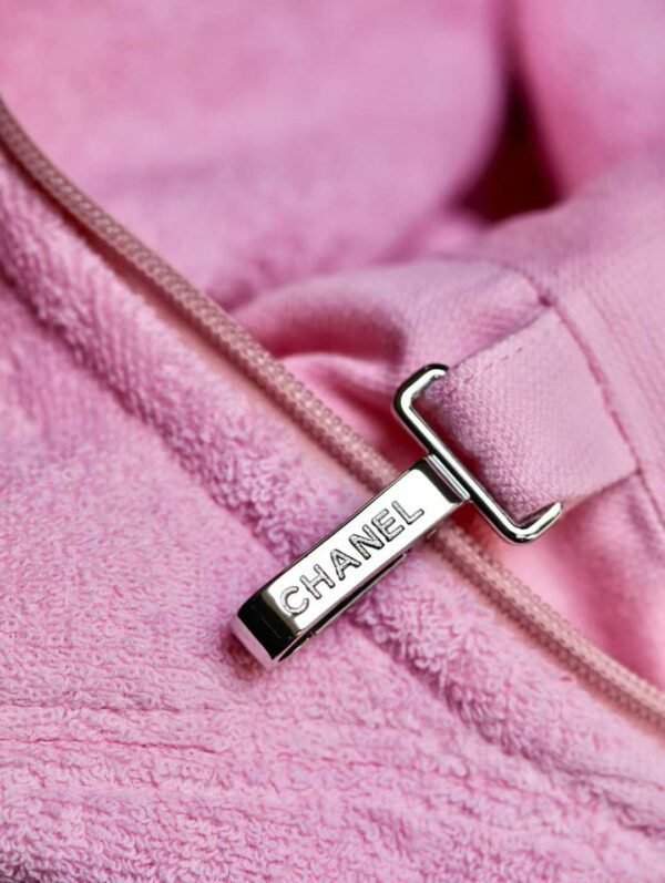 CHANEL 25M COCO BAECH BAG