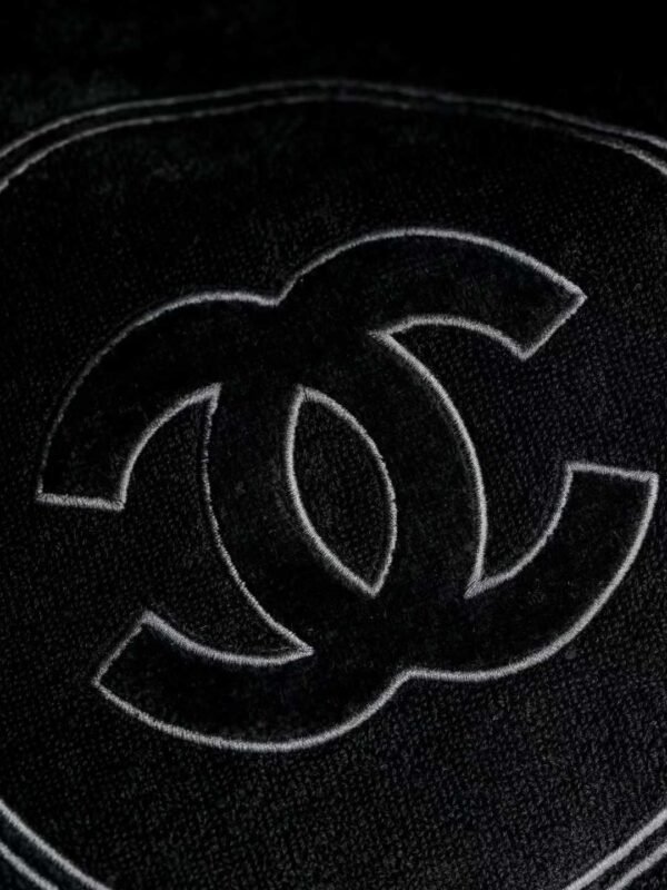 CHANEL 25M COCO BAECH BAG