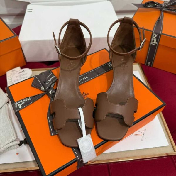 HERMES Sandals