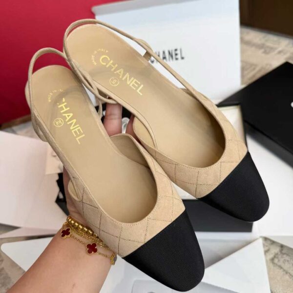 CHANEL 25C Ballet shoes