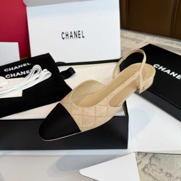 CHANEL 25C Ballet shoes