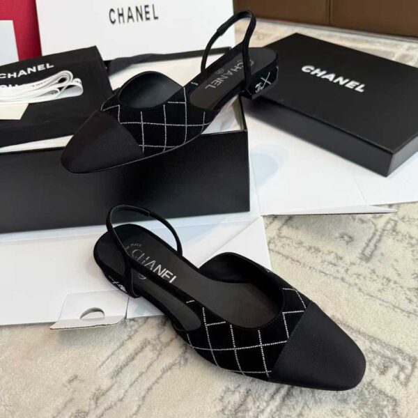 CHANEL 25C Ballet shoes