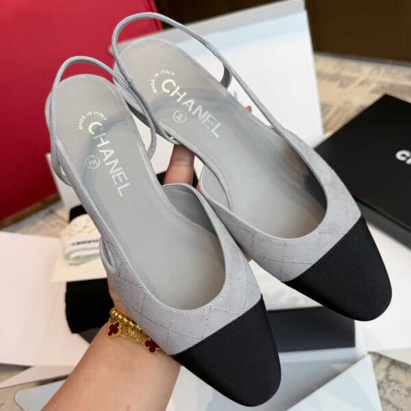 CHANEL 25C Ballet shoes