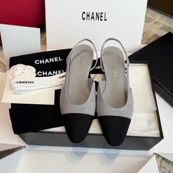 CHANEL 25C Ballet shoes