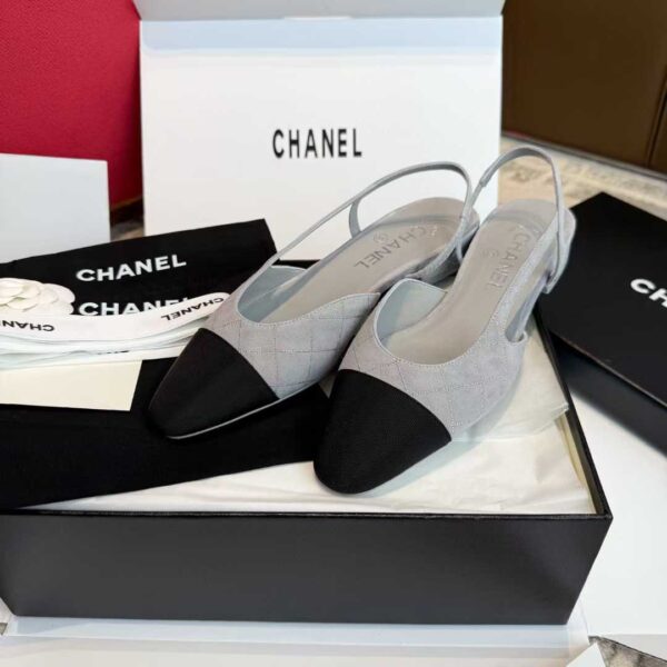 CHANEL 25C Ballet shoes