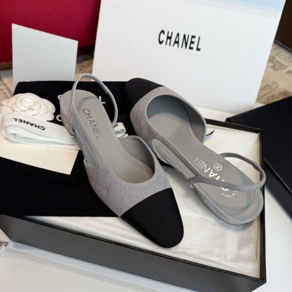 CHANEL 25C Ballet shoes