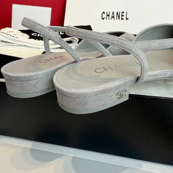 CHANEL 25C Ballet shoes