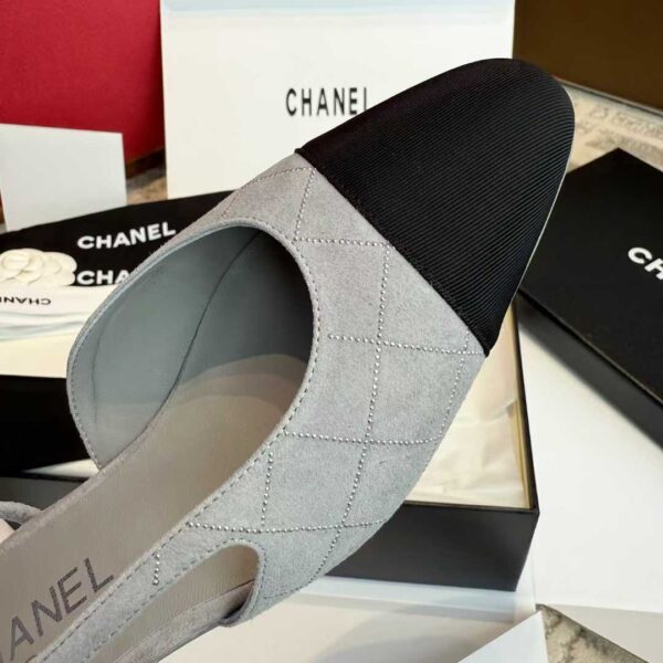 CHANEL 25C Ballet shoes