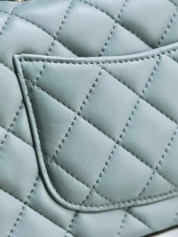 CHANEL FLAP BAG