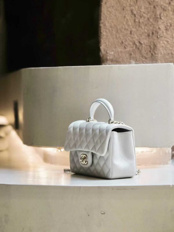 CHANEL FLAP BAG