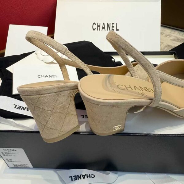 CHANEL 25C High heels