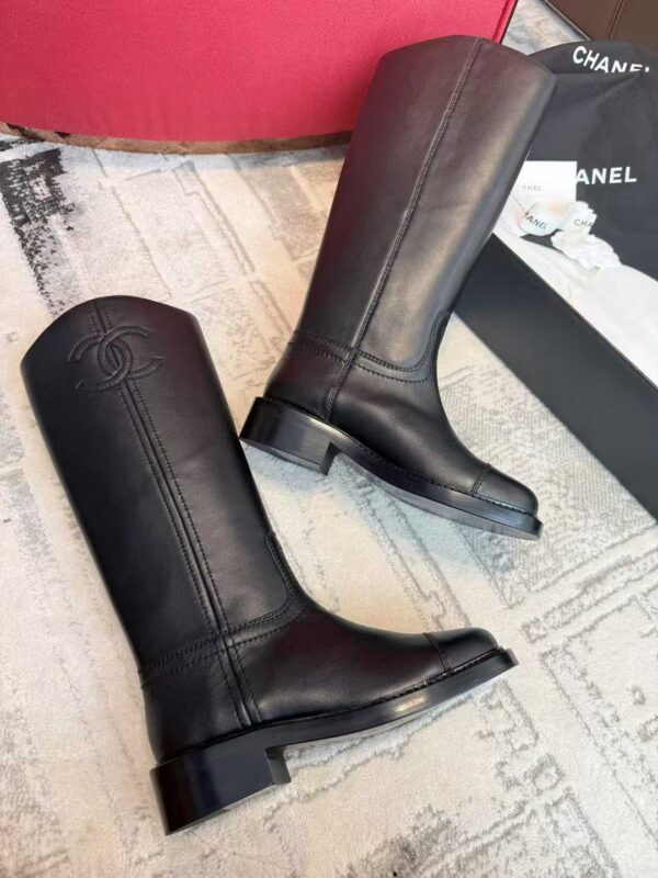CHANEL Knight boots