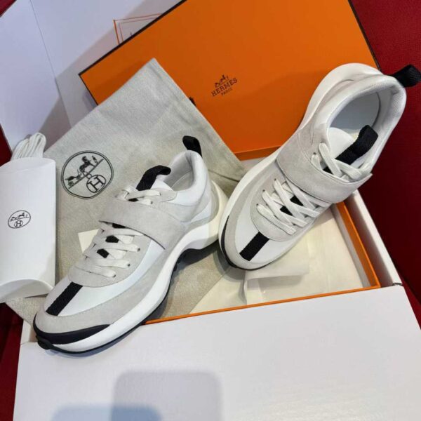 HERMES Sneakers