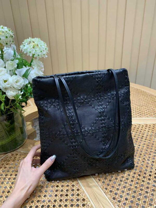 THE ROW LILOU WOVEN BAG