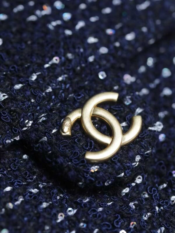 CHANEL 25 Small Handbag