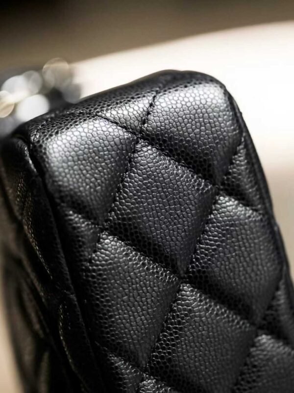 CHANEL Chain armpit bag