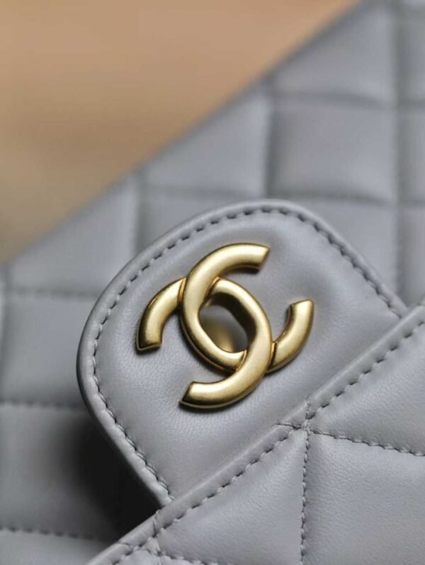 CHANEL Flap Bag with Top Handle