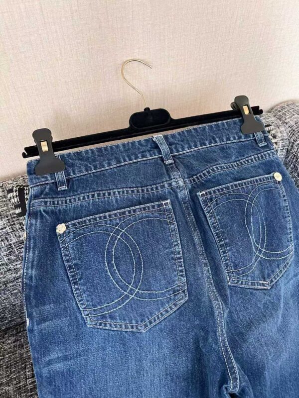 CHANEL Jeans
