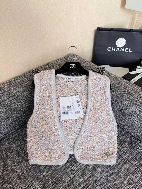 CHANEL Thick vests